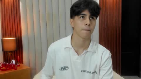 Snapshot of carl_dixon chatting on October 2025 08:00:02 PM carl_dixon online show from October 2025 08:00:02 PM