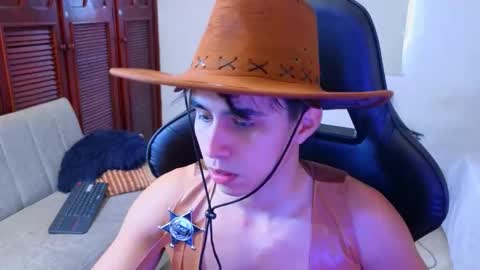 Snapshot of carl_dixon chatting on October 2025 05:03:01 PM carl_dixon online show from October 2025 05:03:01 PM