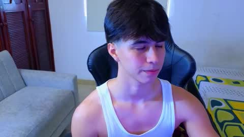 Snapshot of carl_dixon chatting on November 2025 07:03:02 PM carl_dixon online show from November 2025 07:03:02 PM