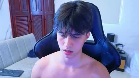 Snapshot of carl_dixon chatting on January 2026 06:44:01 PM carl_dixon online show from January 2026 06:44:01 PM