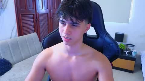 Snapshot of carl_dixon chatting on January 2026 07:08:02 PM carl_dixon online show from January 2026 07:08:02 PM