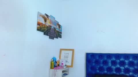 Carla online show from February 2025 05:59:01 PM