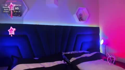 carla online show from November 2025 04:44:02 AM