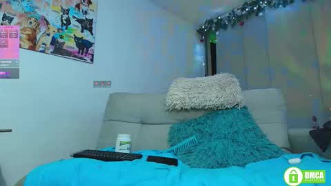 Carla online show from December 2025 05:49:01 AM