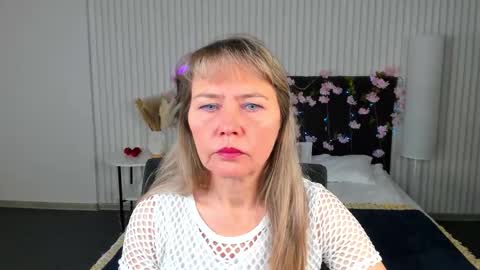 Snapshot of carla_vogue chatting on November 2025 03:05:01 AM Carla Vogue online show from November 2025 03:05:01 AM