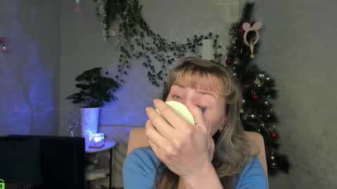 Snapshot of carla_vogue chatting on December 2025 02:50:01 AM Carla Vogue online show from December 2025 02:50:01 AM