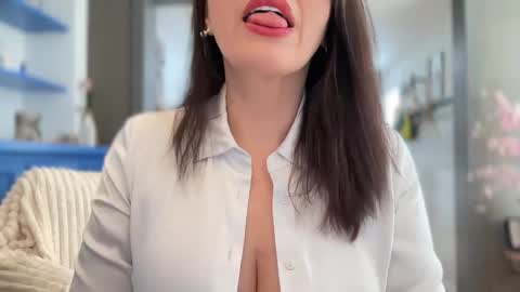 Carla Connor online show from February 2026 11:24:01 AM