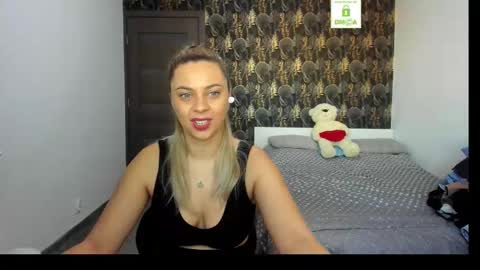 Snapshot of carlastacefun chatting on February 2026 06:40:02 AM CarlaStaceFun online show from February 2026 06:40:02 AM