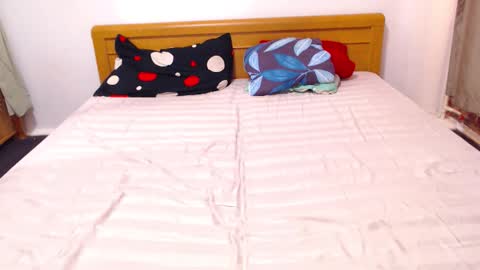 carlasweet00 online show from November 2025 02:06:02 PM