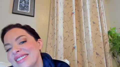 Carlie online show from January 2025 01:10:01 AM