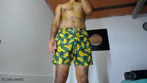 Snapshot of carlo_yates27 chatting on March 2025 01:45:01 AM carlo yates thx for help me to reach 100 thumps up online show from March 2025 01:45:01 AM