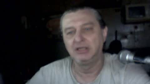 Snapshot of carlos712009 chatting on July 2026 07:00:02 AM carlos712009 online show from July 2026 07:00:02 AM