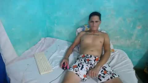 carlos_steven online show from July 2026 11:40:02 PM