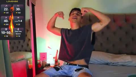 carloshero69 online show from December 2025 08:26:01 PM