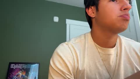 Snapshot of carlosjosecb1 chatting on September 2025 05:02:02 PM carlos online show from September 2025 05:02:02 PM