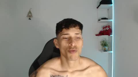 Snapshot of carlossmi01 chatting on March 2026 04:24:02 PM carlossmi01 online show from March 2026 04:24:02 PM