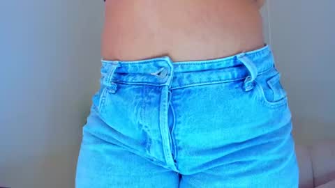 Andrea online show from January 2025 07:23:02 PM