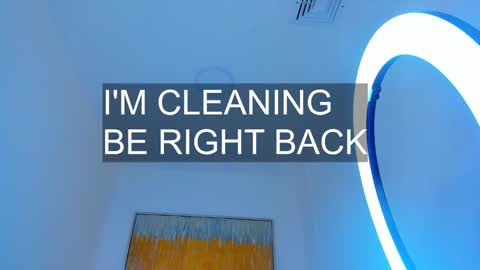 Andrea online show from January 2025 09:02:01 AM