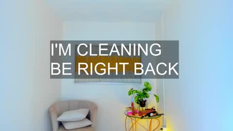 Andrea online show from January 2025 09:08:01 AM