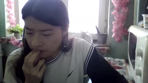 CarlyJoy online show from October 2025 08:35:01 AM