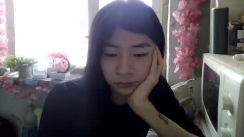 CarlyJoy online show from December 2025 07:59:01 AM