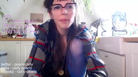 Carly Pearls online show from February 2025 12:34:01 PM
