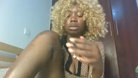 carlyscoop online show from April 2026 10:01:02 PM