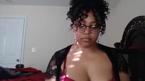 CARAMEL xoxo online show from November 2025 08:09:01 PM
