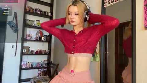 Elina online show from July 2026 07:15:02 AM