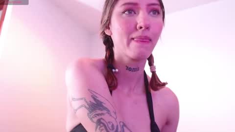 Snapshot of carmennrusso chatting on January 2025 08:10:02 PM carmennrusso online show from January 2025 08:10:02 PM