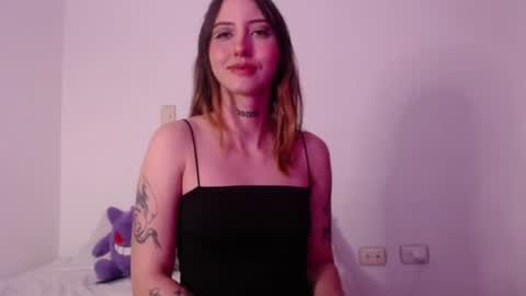 Snapshot of carmennrusso chatting on November 2025 01:39:01 AM carmennrusso online show from November 2025 01:39:01 AM