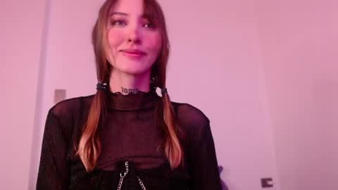 Snapshot of carmennrusso chatting on May 2026 03:29:02 PM carmennrusso online show from May 2026 03:29:02 PM