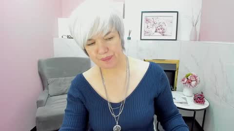 Carmen online show from December 2024 01:32:01 AM