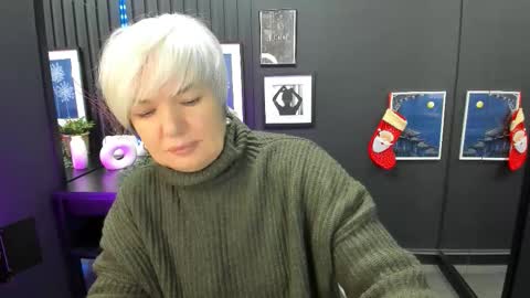 Snapshot of carmensoft chatting on January 2026 08:34:02 PM Carmen online show from January 2026 08:34:02 PM