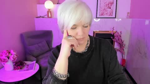 Snapshot of carmensoft chatting on April 2026 08:51:01 PM Carmen online show from April 2026 08:51:01 PM