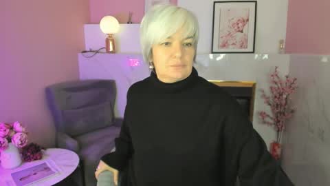 Snapshot of carmensoft chatting on April 2026 08:28:02 PM Carmen online show from April 2026 08:28:02 PM