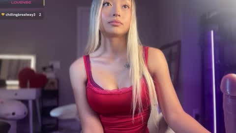 carmenxrose online show from October 2025 11:43:01 PM