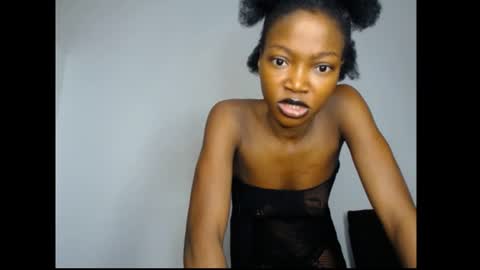 caroline online show from June 2026 04:00:02 AM