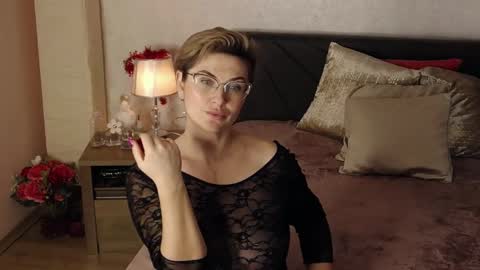 CaroJhones online show from January 2025 01:58:01 PM