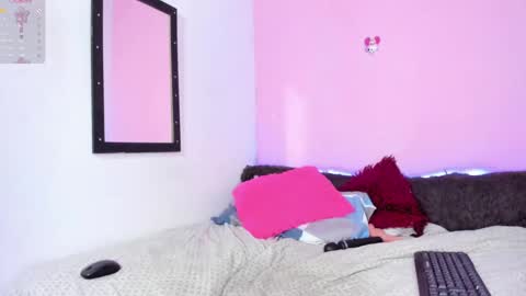 Snapshot of carol100597 chatting on December 2024 02:57:01 AM karol online show from December 2024 02:57:01 AM