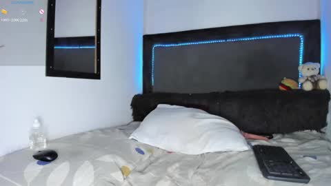 Snapshot of carol100597 chatting on January 2025 04:33:02 AM karol online show from January 2025 04:33:02 AM