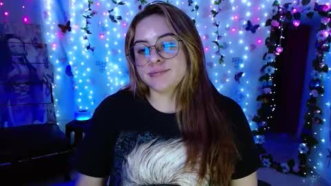 Snapshot of carol20_1994 chatting on November 2025 02:45:02 AM Carolina online show from November 2025 02:45:02 AM