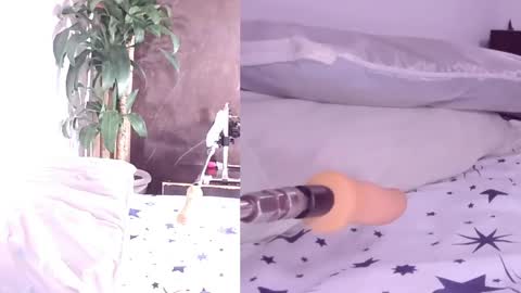 Snapshot of carol_swet chatting on April 2026 11:11:01 AM Carol online show from April 2026 11:11:01 AM