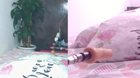 Snapshot of carol_swet chatting on April 2026 11:03:02 AM Carol online show from April 2026 11:03:02 AM