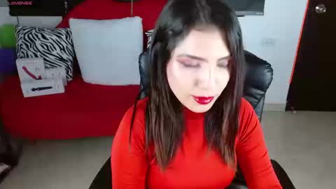 Caroline online show from September 2025 01:35:02 PM