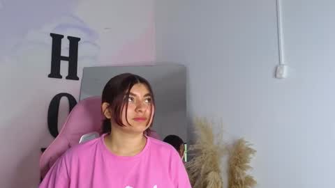 carolay759687 online show from October 2025 09:48:01 PM