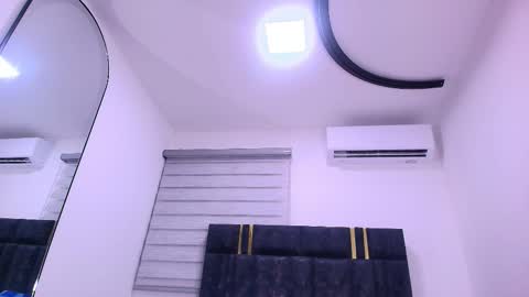 Snapshot of carolayrosse chatting on March 2026 03:23:02 AM carola online show from March 2026 03:23:02 AM