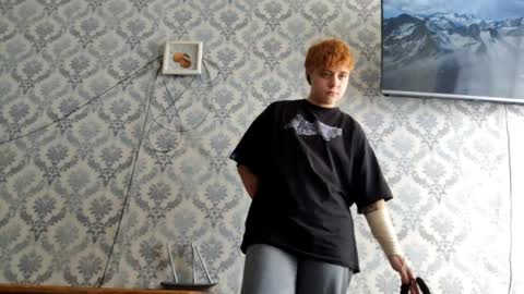 Snapshot of carolegibson chatting on April 2026 08:19:01 AM Mary online show from April 2026 08:19:01 AM