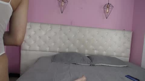 Snapshot of caroliine_fox__ chatting on September 2025 03:40:01 AM caroliine fox online show from September 2025 03:40:01 AM