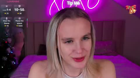 Snapshot of carolin_miller chatting on December 2025 09:47:02 AM Carol online show from December 2025 09:47:02 AM